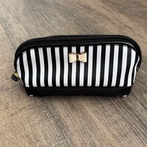 Cara Mia | Chic Striped Cosmetic and Jewelry Case with Bow Accent